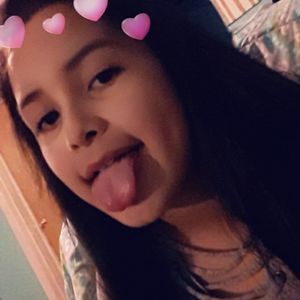 Meet your Posher, Anahi